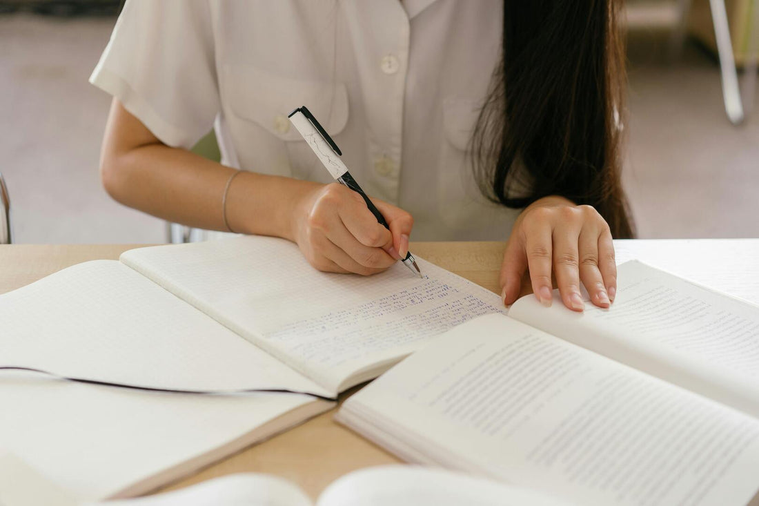 Can't Focus? The 3 Best Incense Scents for Studying