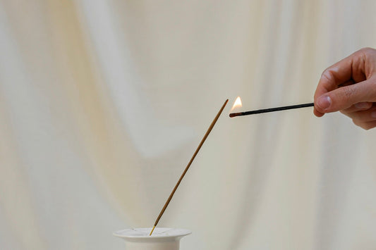 When Is the Right Time to Burn Incense? Morning, Afternoon, and Night Explained
